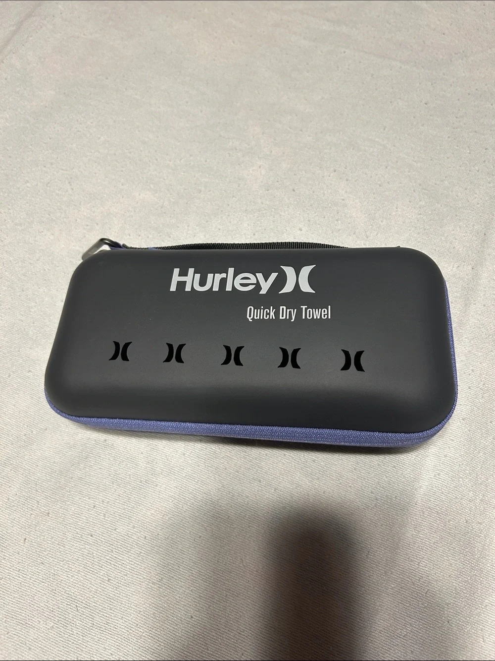 Hurley Quick Dry Towel with Case
